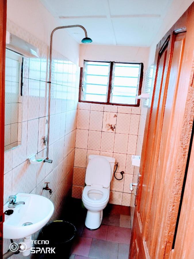 Akwa Guesthouse Cotonou Dış mekan fotoğraf