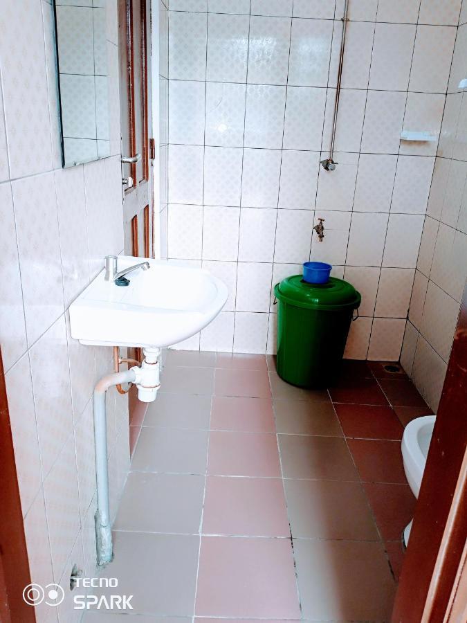 Akwa Guesthouse Cotonou Dış mekan fotoğraf