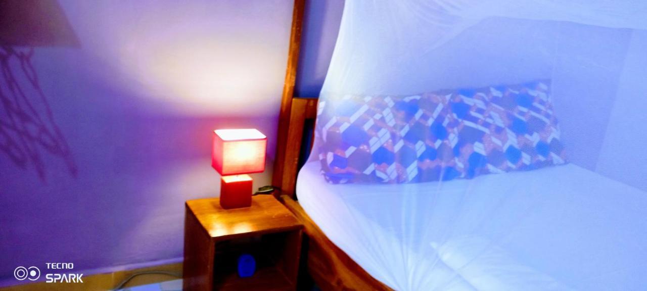 Akwa Guesthouse Cotonou Dış mekan fotoğraf