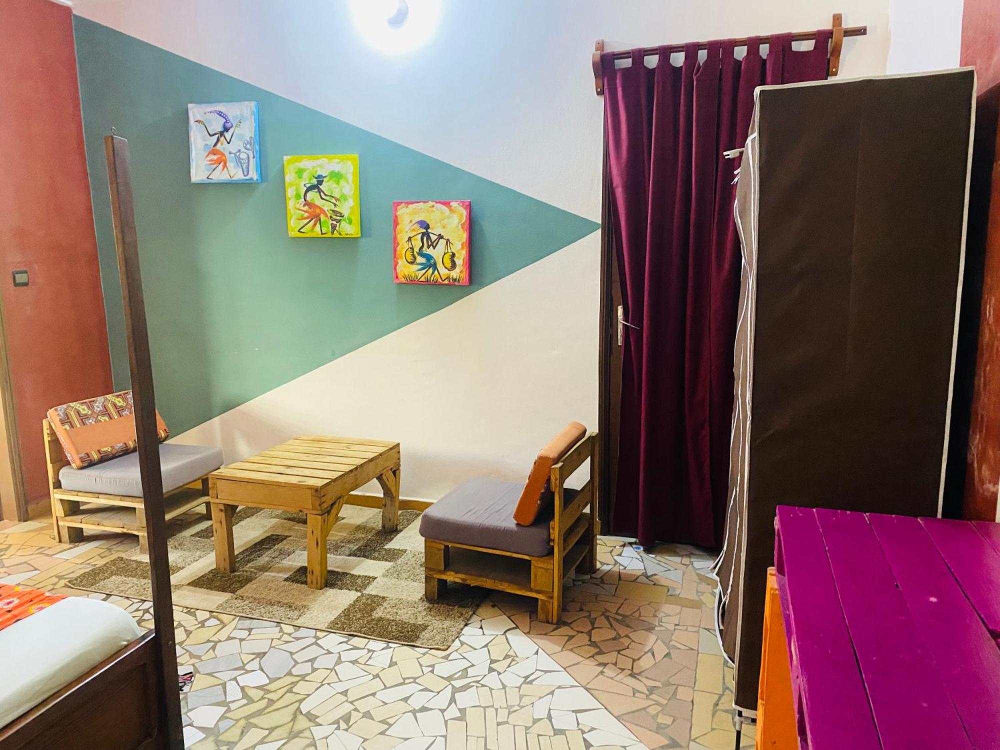 Akwa Guesthouse Cotonou Dış mekan fotoğraf
