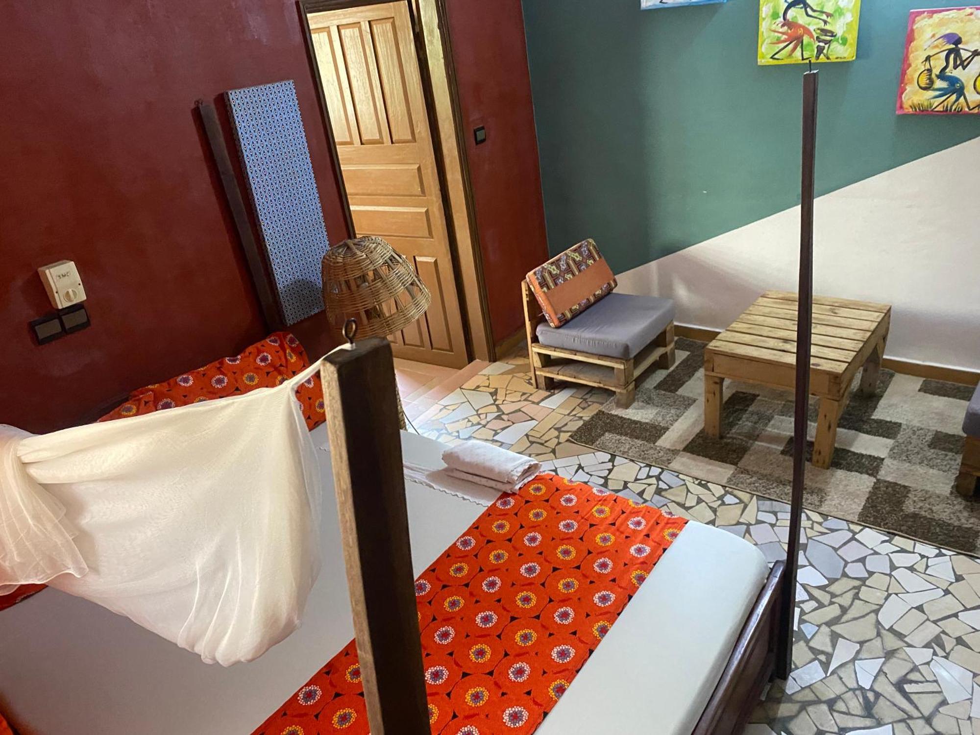 Akwa Guesthouse Cotonou Dış mekan fotoğraf
