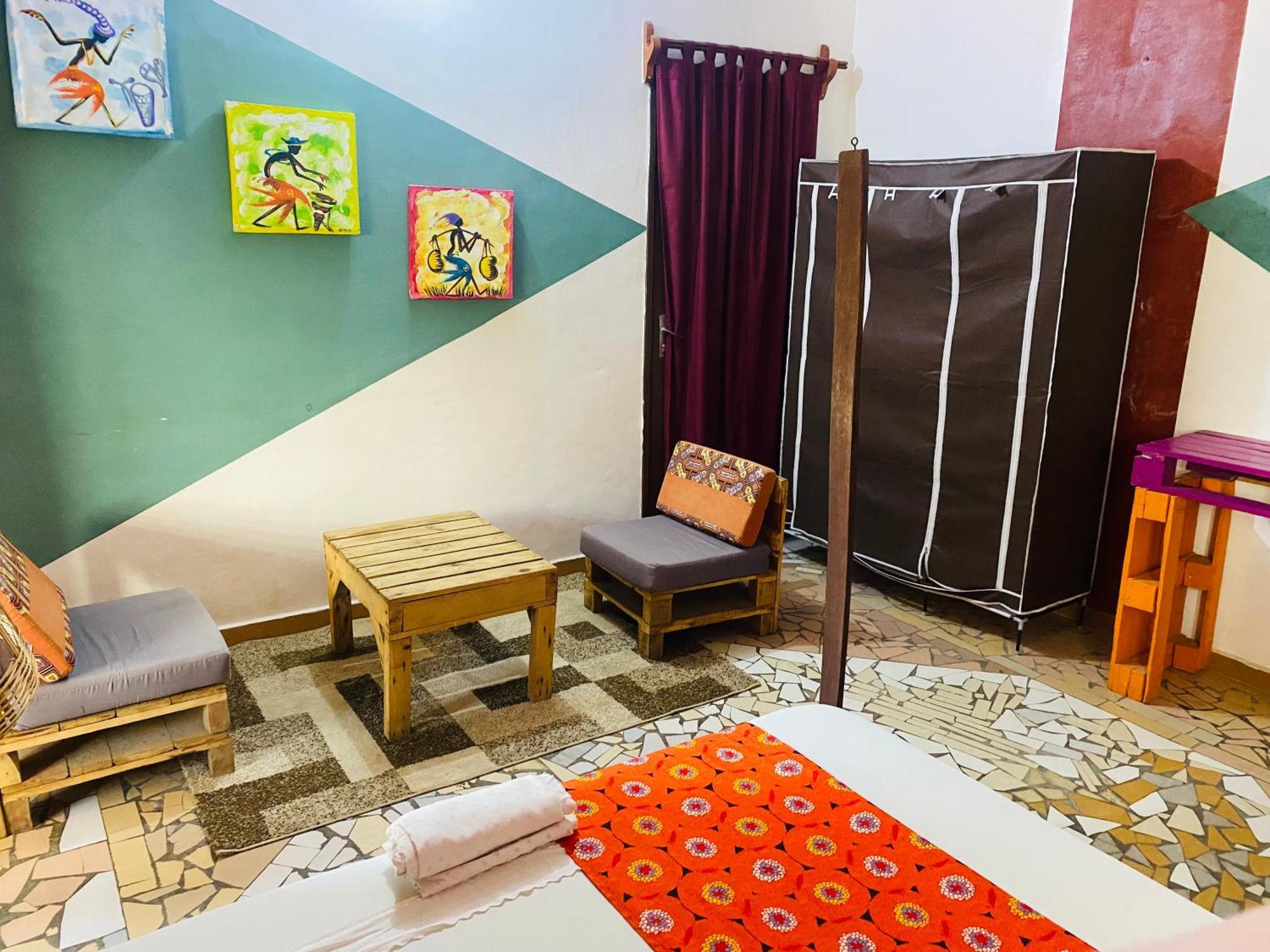 Akwa Guesthouse Cotonou Dış mekan fotoğraf